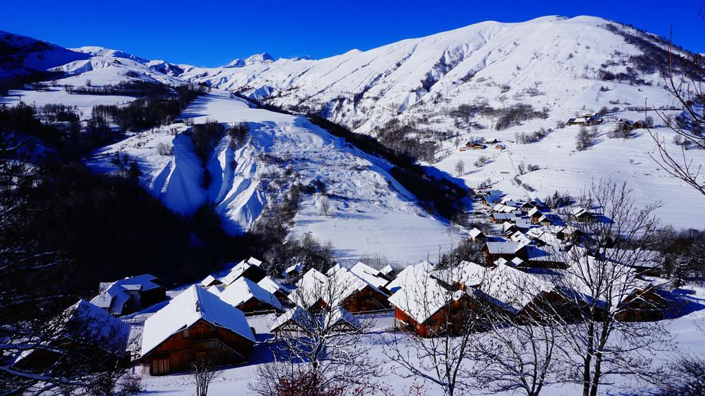 Residence Goelia Les Chalets Des Ecourts サン・ジャン・ダルヴ エクステリア 写真