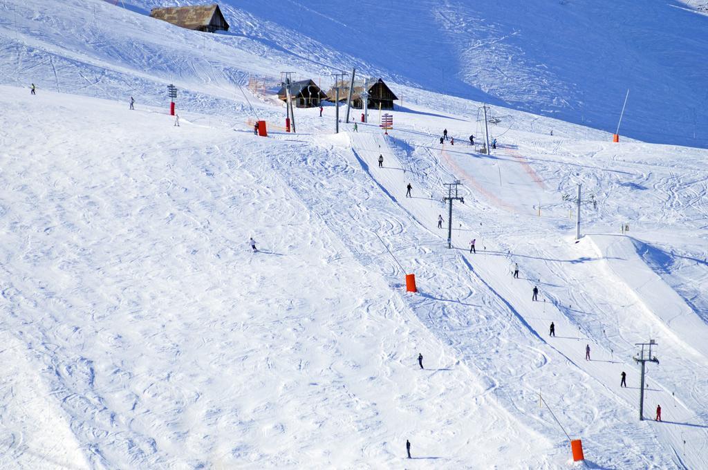 Residence Goelia Les Chalets Des Ecourts サン・ジャン・ダルヴ エクステリア 写真